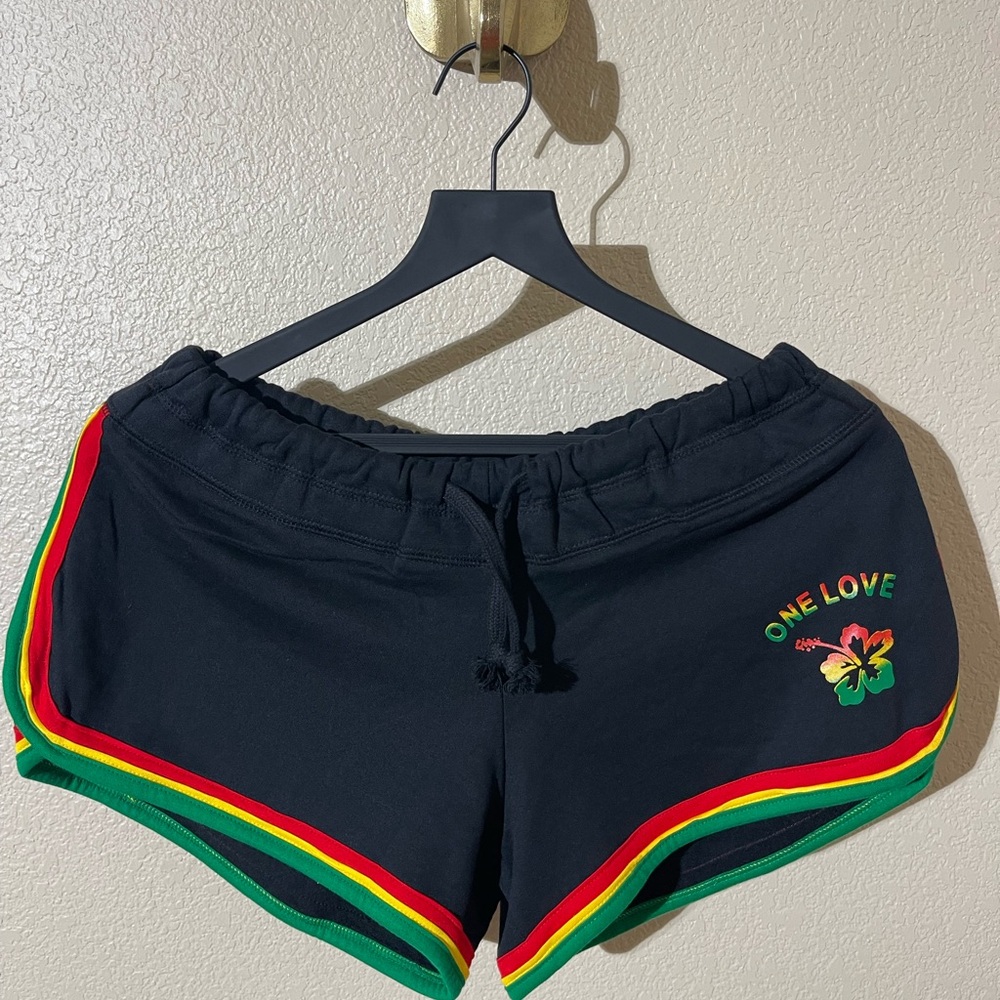 NWT Authentic Gear Jamaica multicoloured shorts